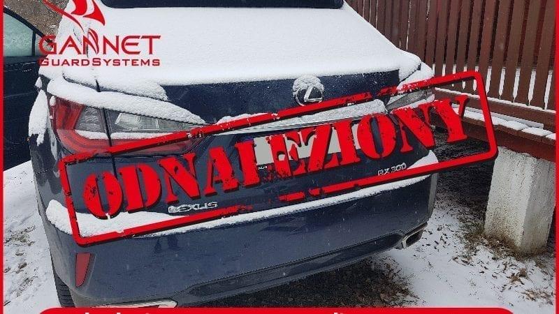 Znaleziony samochód w śniegu