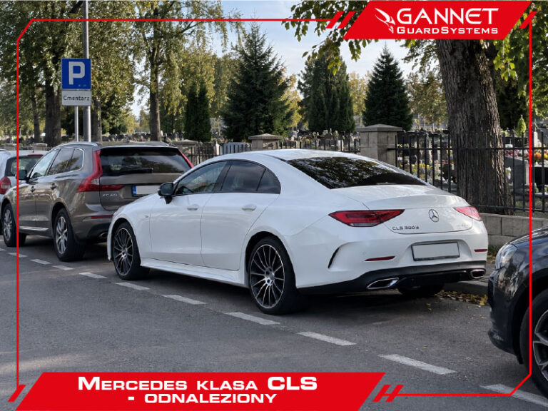 Biały Mercedes CLS odnaleziony na parkingu przy cmentarzu